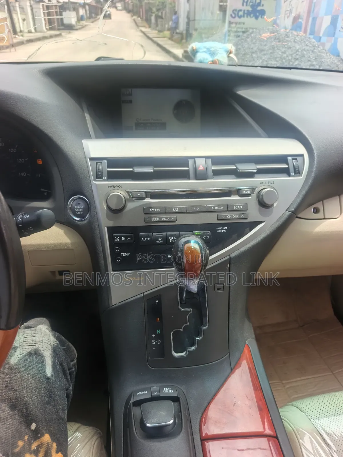 Lexus RX 2011 White