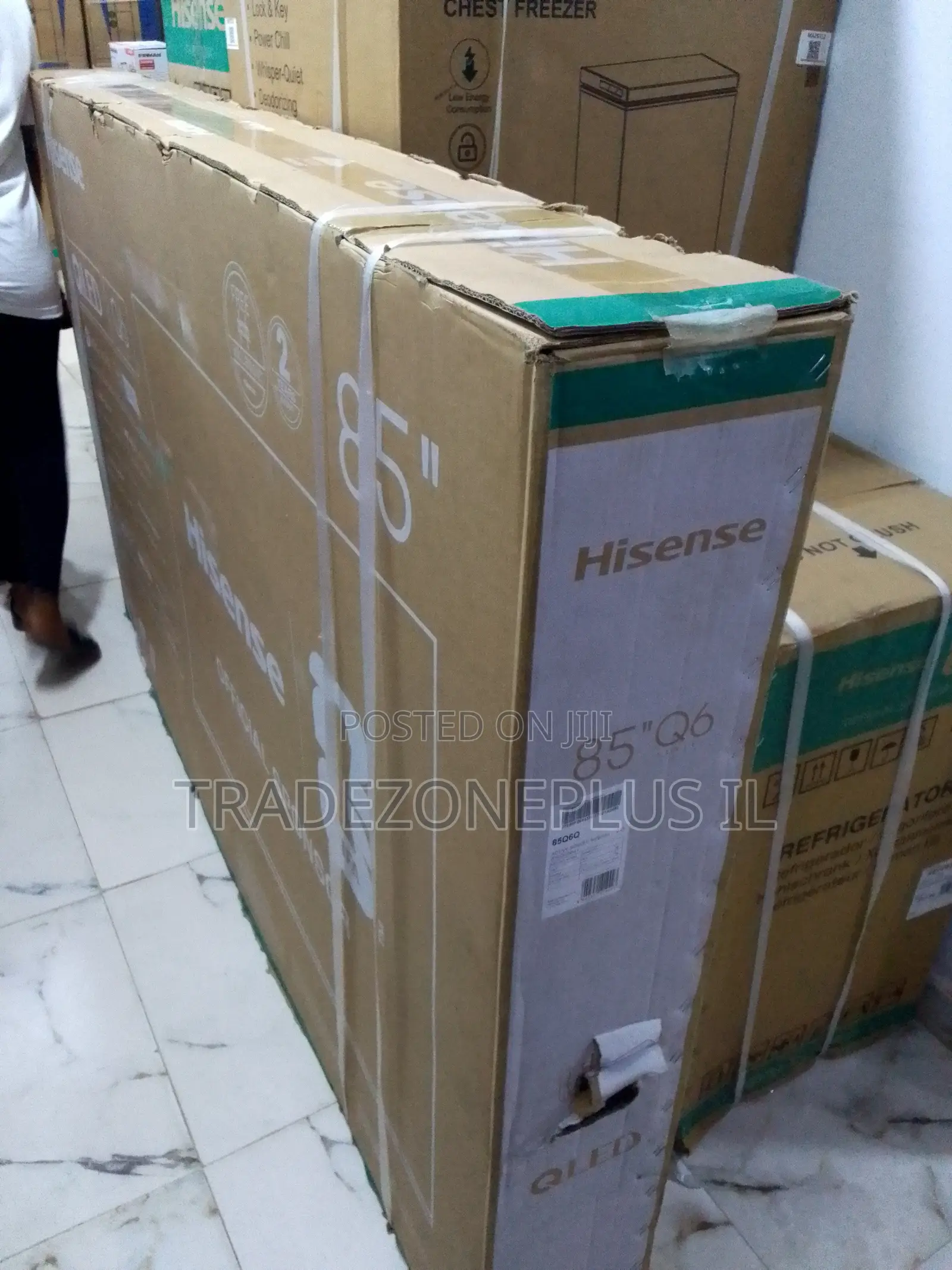 Enjoy a Commanding Screen Experience With the Hisense QLED 85-Inch TV,