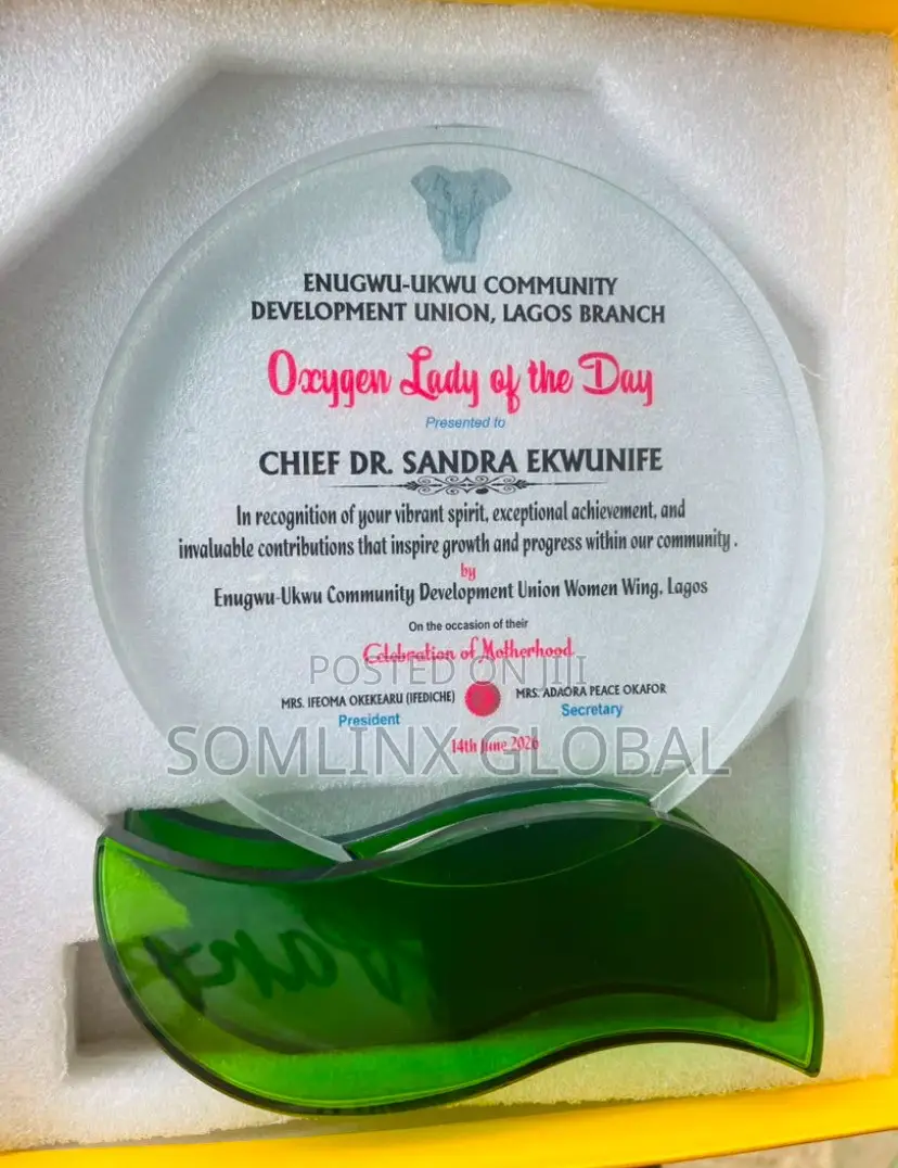 Crystal Plaque, S Base
