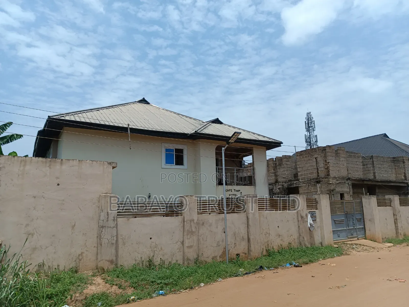 40 Rooms Hostel for Sale in Benin