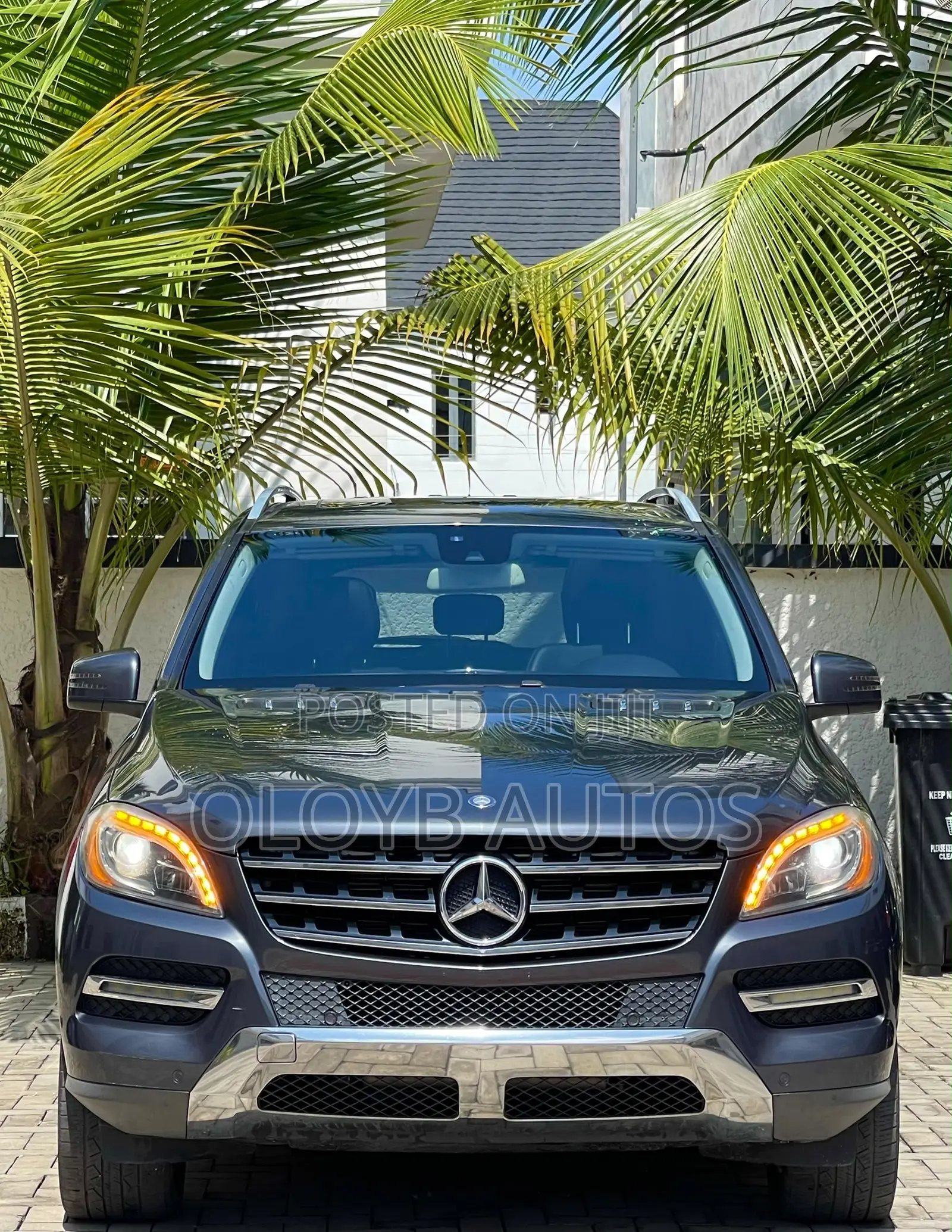 Mercedes-Benz M Class ML350 4MATIC 4dr SUV AWD (3.5L 6cyl 7A) 2015 Gray