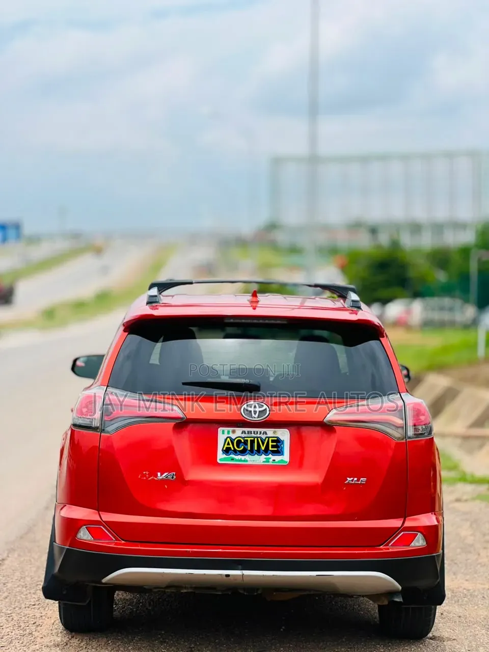 Toyota RAV4 2016 Orange