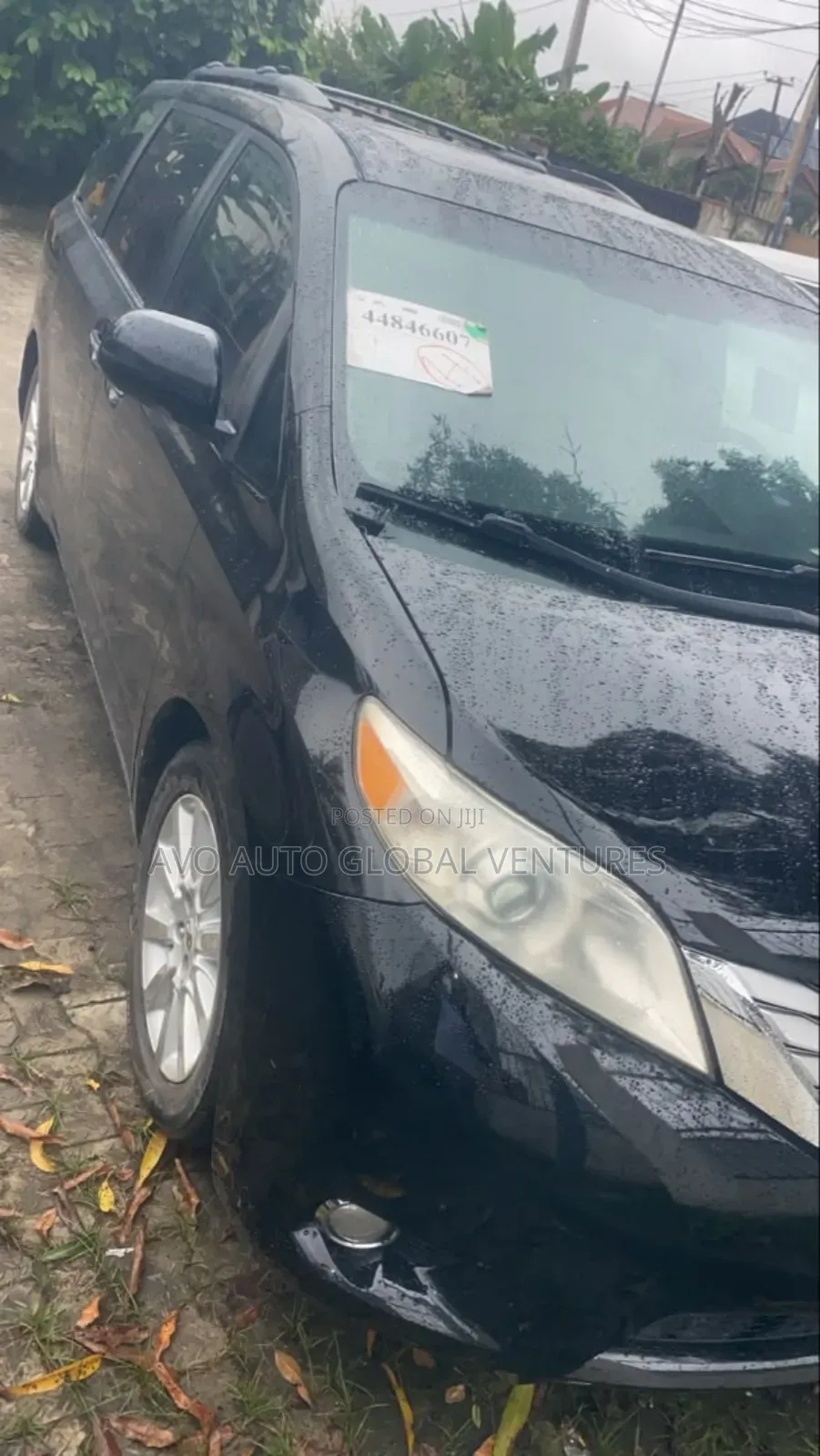 Toyota Sienna 2012 Black