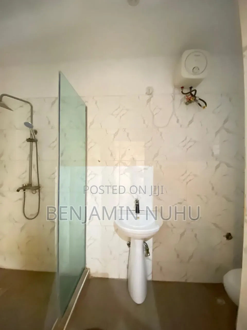 4bdrm Duplex in Ikota for rent