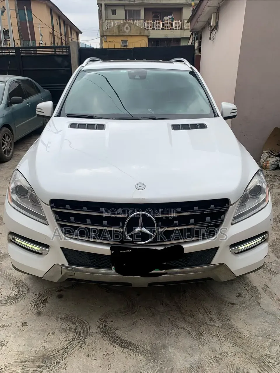 Mercedes-Benz M Class 2015 Off white