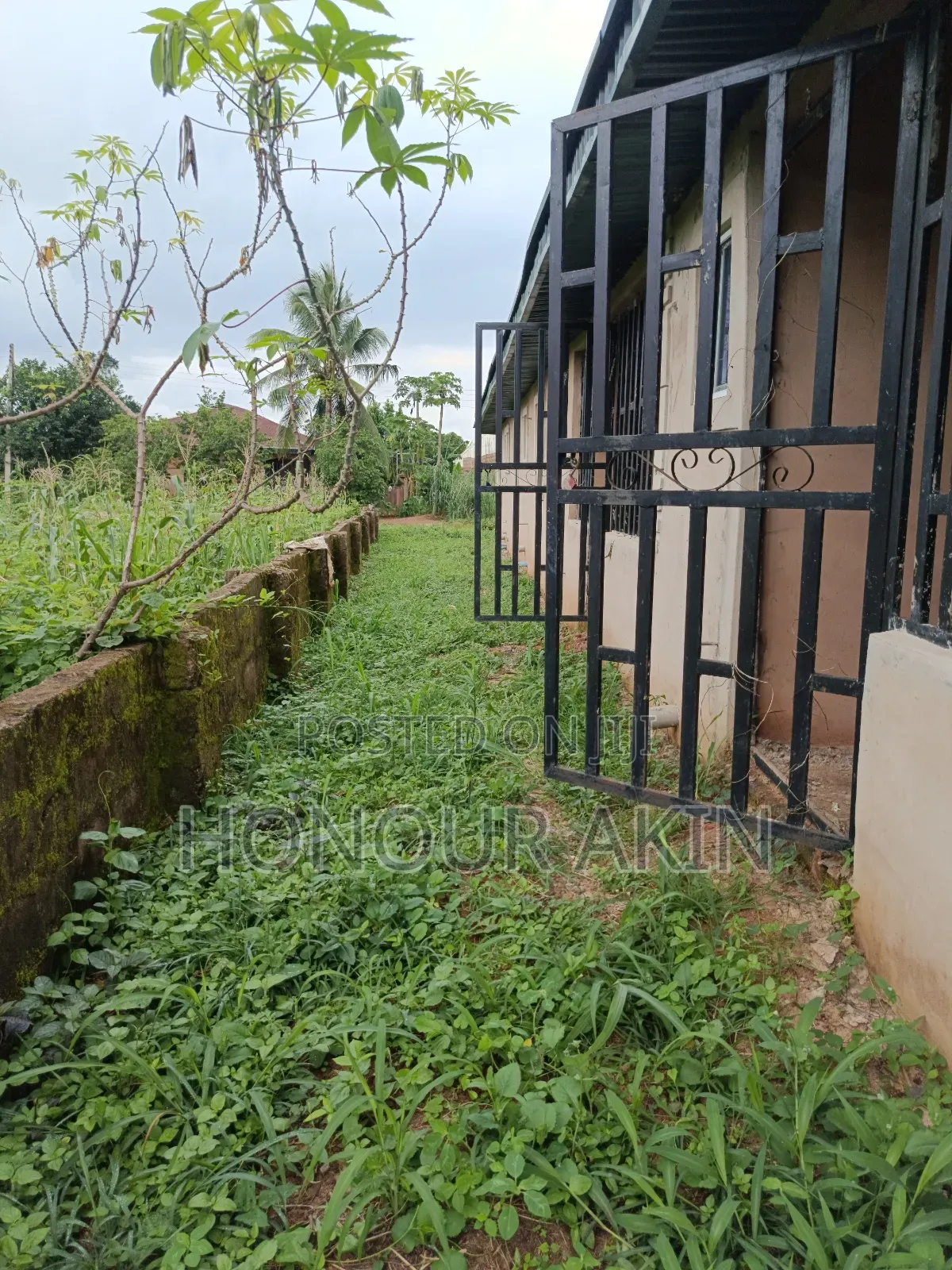3bdrm Bungalow in Benin City for sale