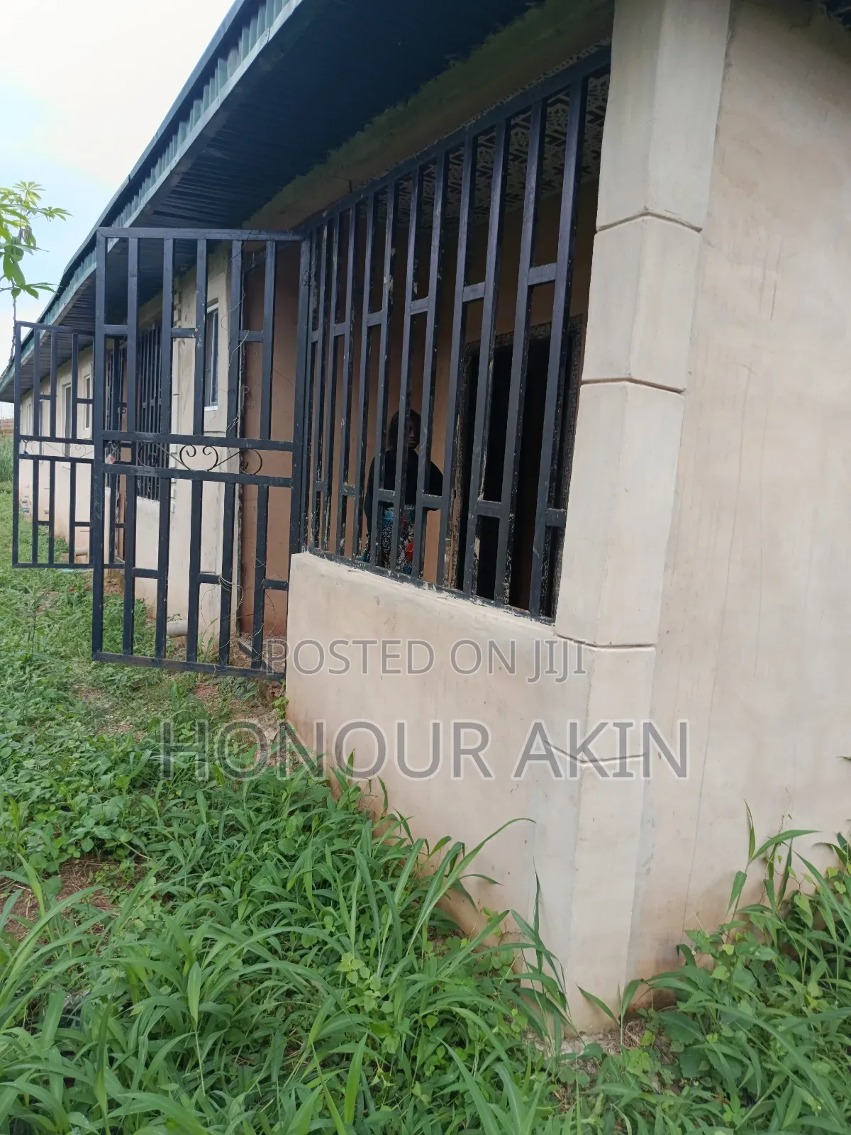 3bdrm Bungalow in Benin City for sale