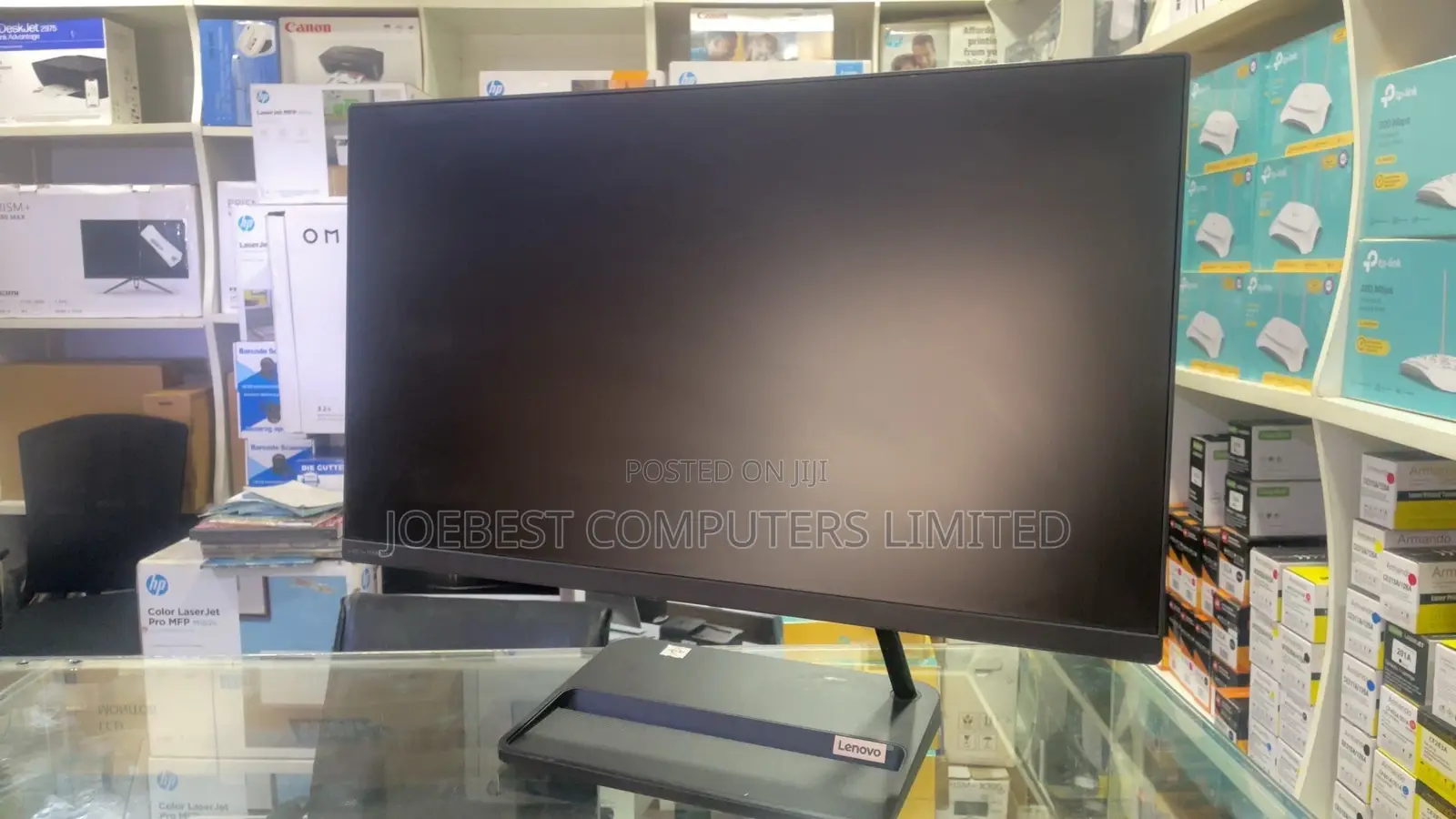 Desktop Computer Lenovo 4GB AMD Ryzen SSD 256GB