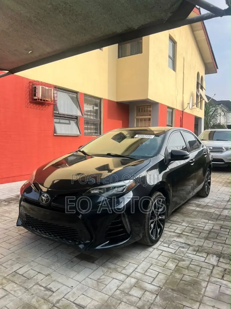Toyota Corolla SE Special Edition 4dr Sedan (1.8L 4cyl CVT) 2017 Black
