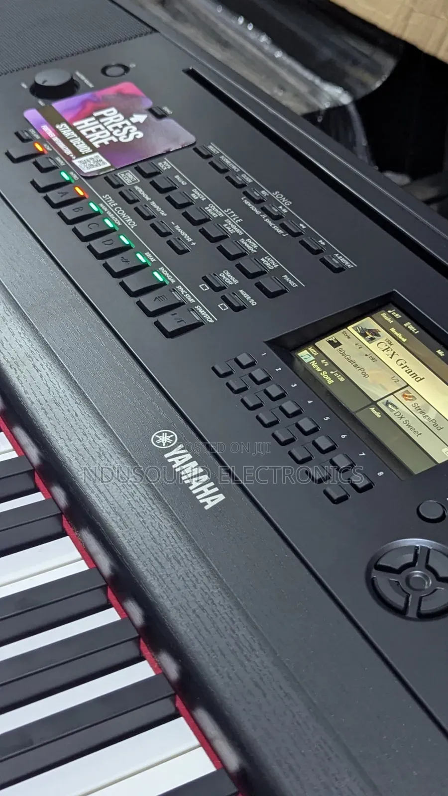Yamaha DGX 670