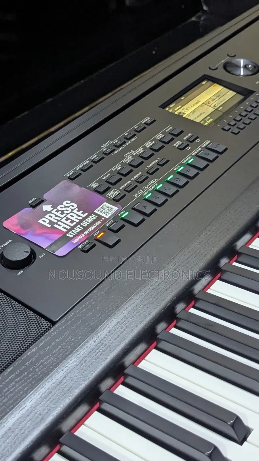 Yamaha DGX 670