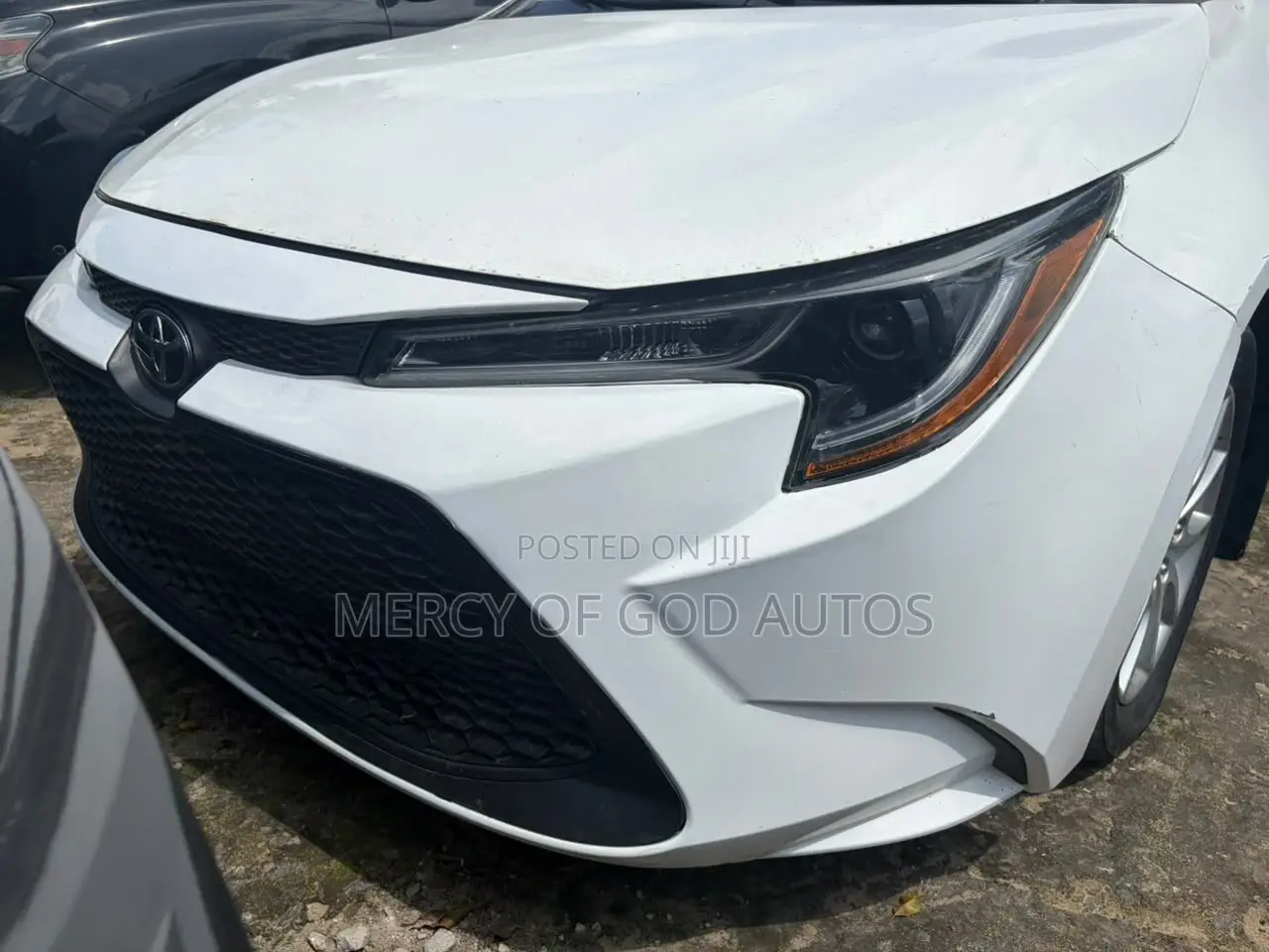 Toyota Corolla LE 2022 White