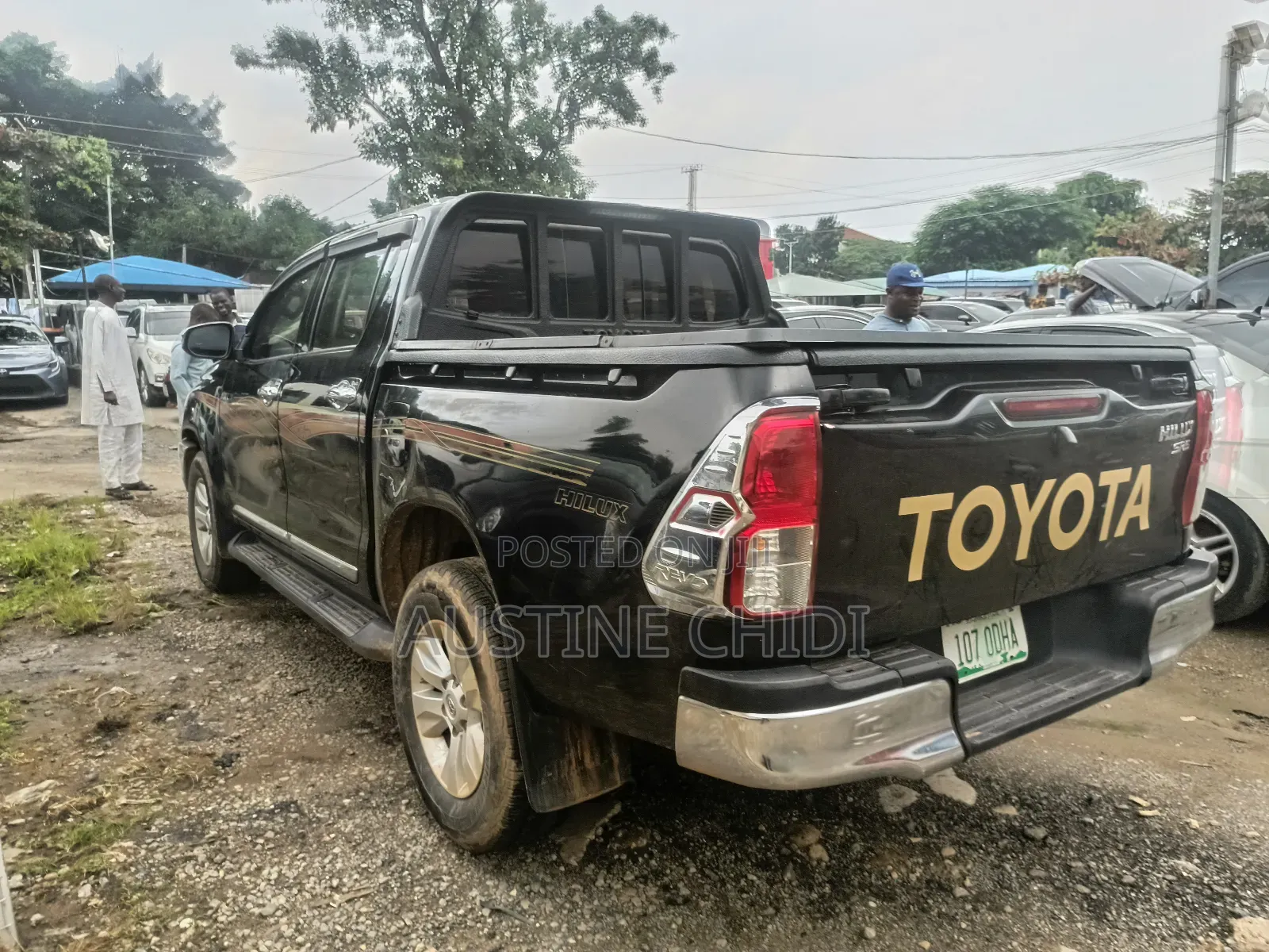 Toyota Hilux Revo Double Cab Petrol 2.7 AWD 2020 Black