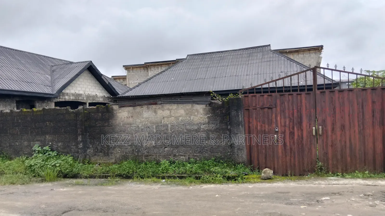 For Sale : Half Plot ,Off Ikwere Road, by Kala , Ph