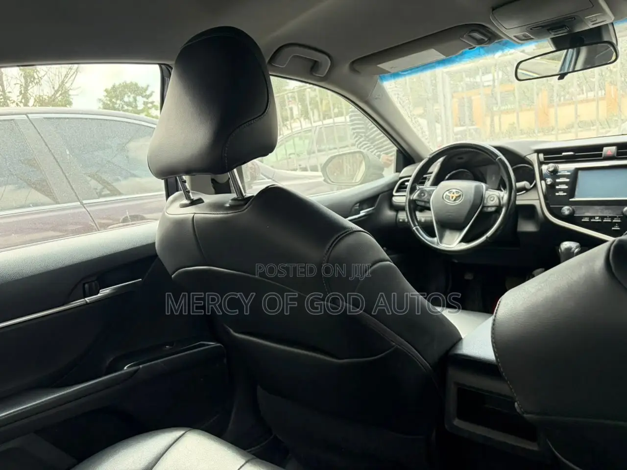 Toyota Camry SE FWD 2020 Black