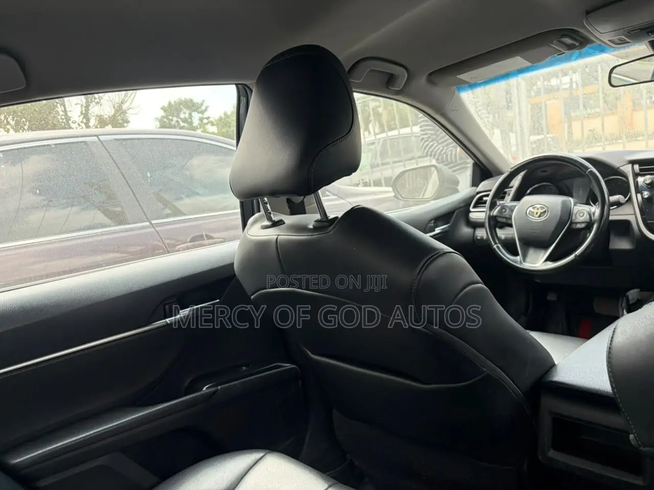 Toyota Camry SE FWD 2020 Black
