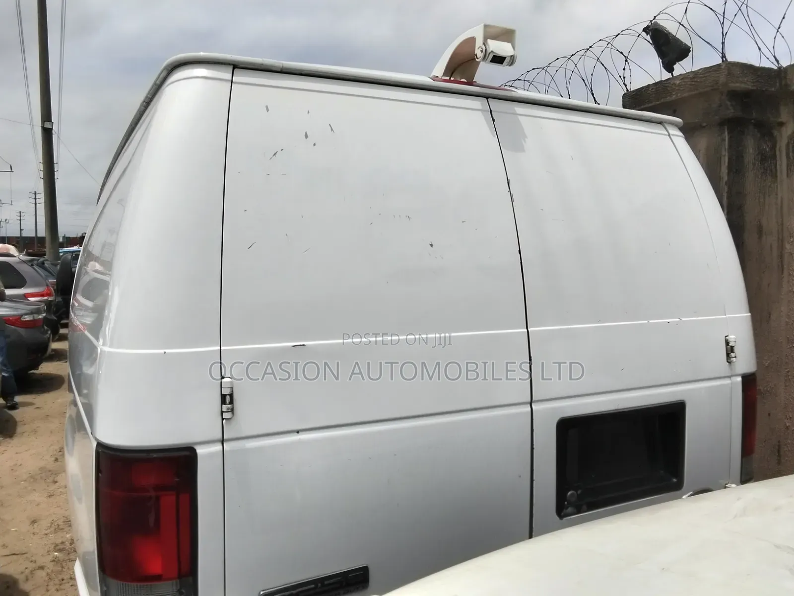 Ford E250 2010 White