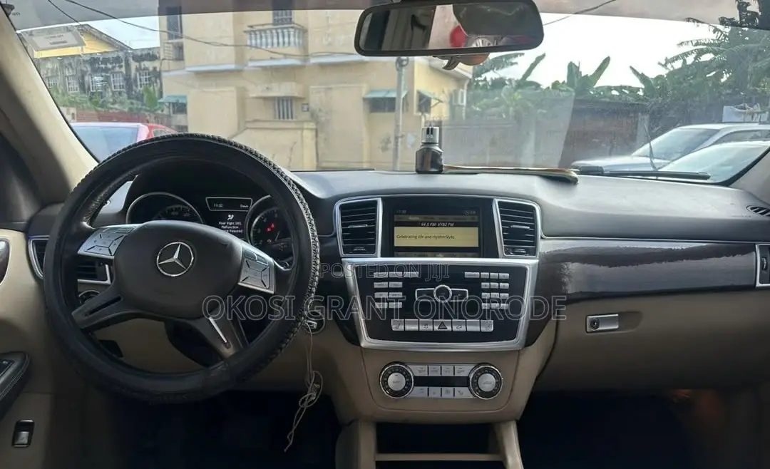 Mercedes-Benz M Class ML 350 4Matic 2012 White