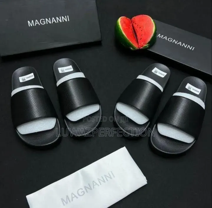 Men's Slide