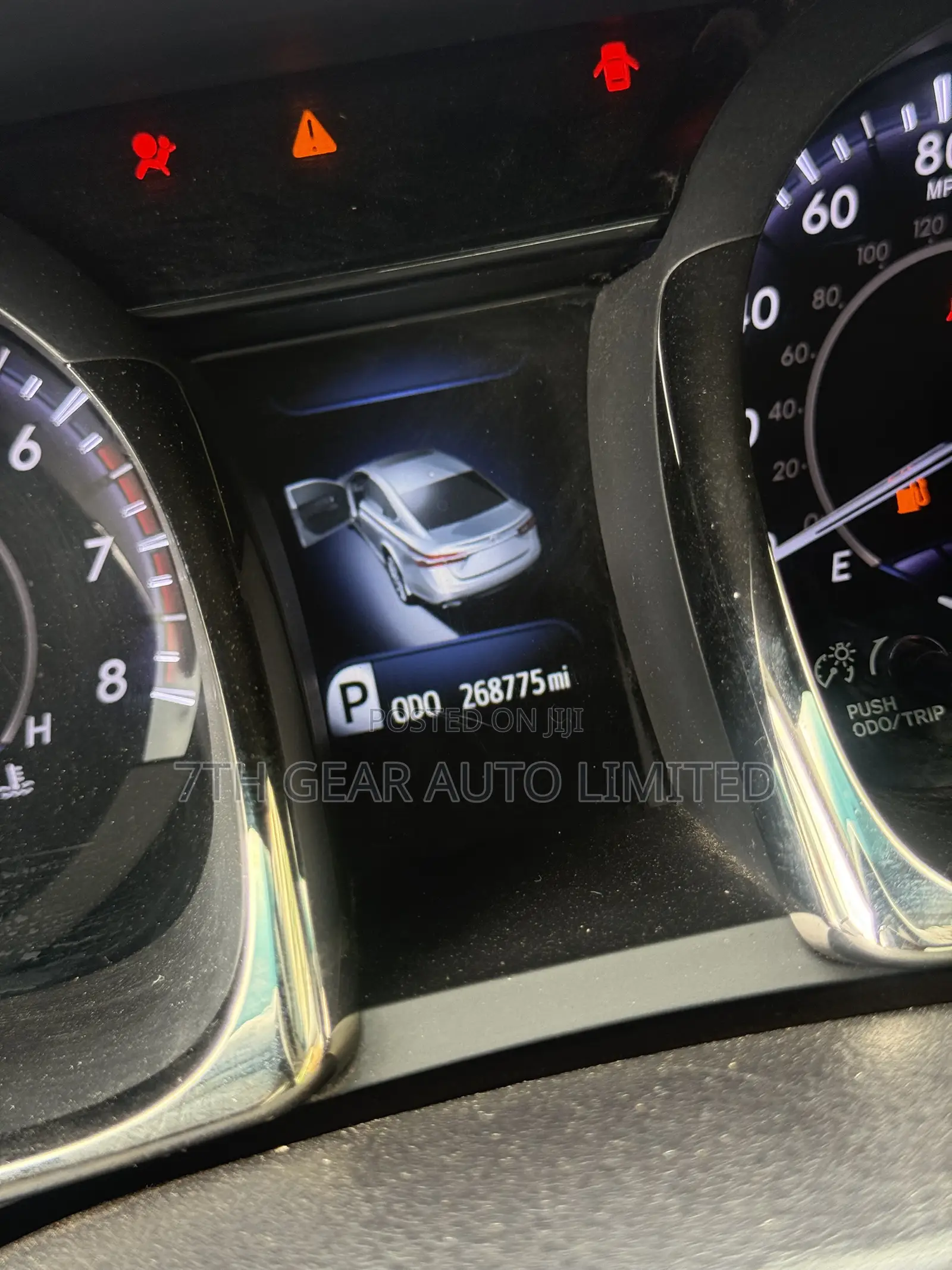 Toyota Avalon Limited Sedan FWD (3.5L 6cyl 6A) 2012 Gold