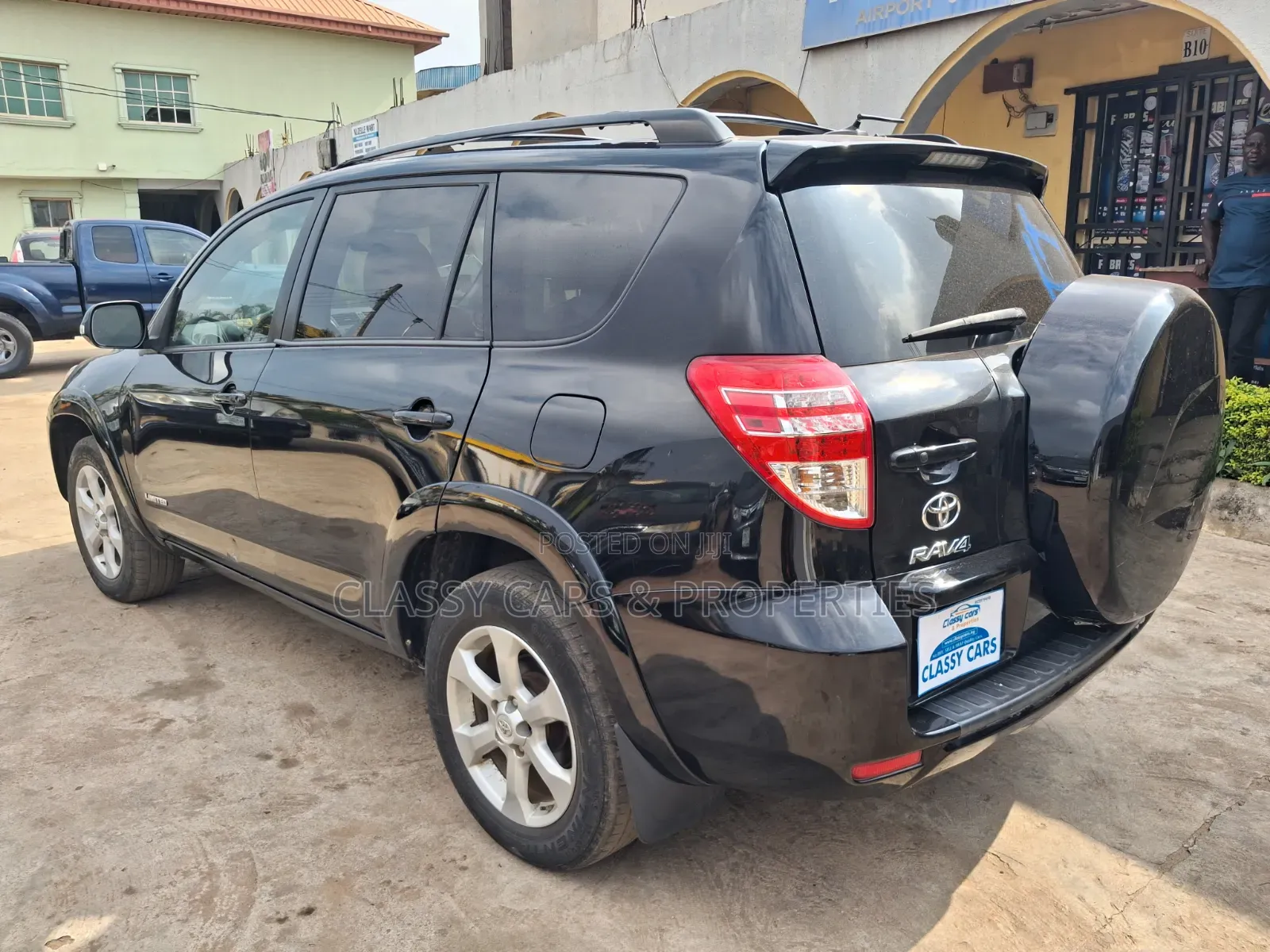 Toyota RAV4 LE AWD (2.5L 4cyl 6A) 2013 Black