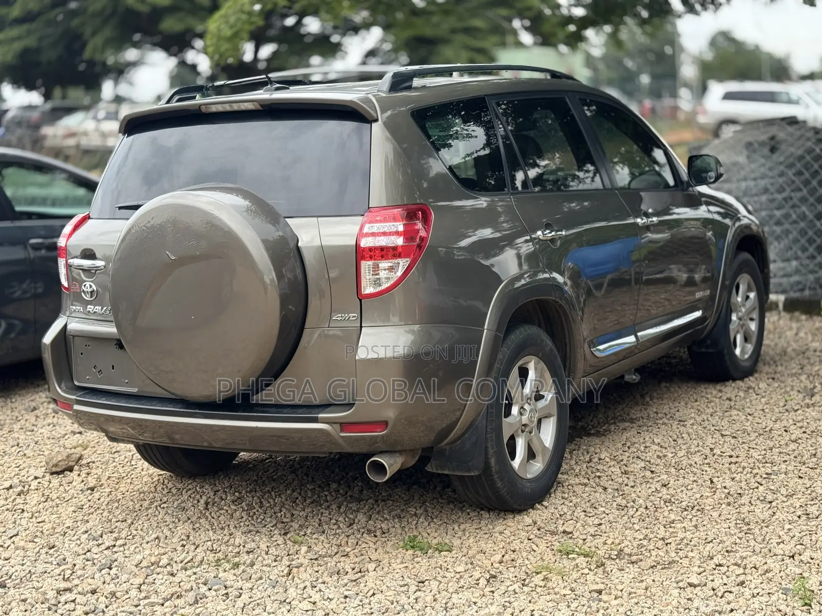 Toyota RAV4 Limited V6 4x4 2009 Brown