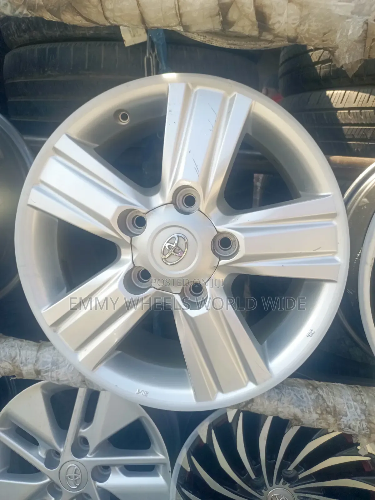 18inch for Toyota Lancruiser Silver Color 2014 Model