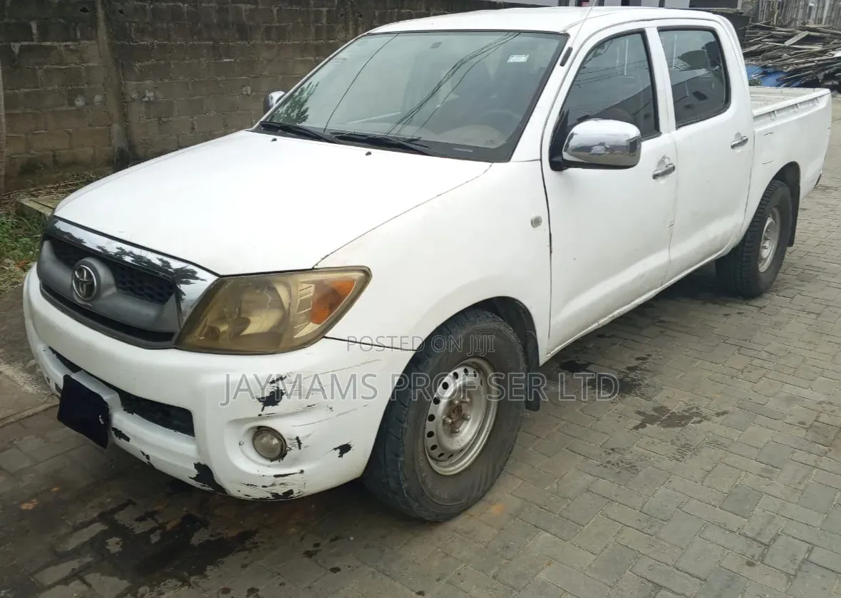 Toyota Hilux 2.0 VVT-i 2011 White