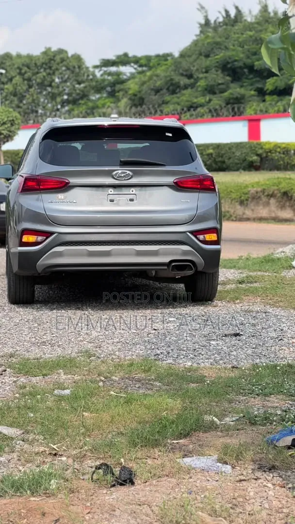 Hyundai Santa Fe 2019 Gray