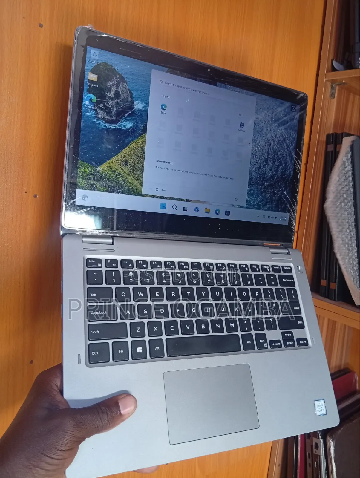 Laptop Dell Latitude 3310 2-in-1 8GB Intel Core i5 SSD 256GB