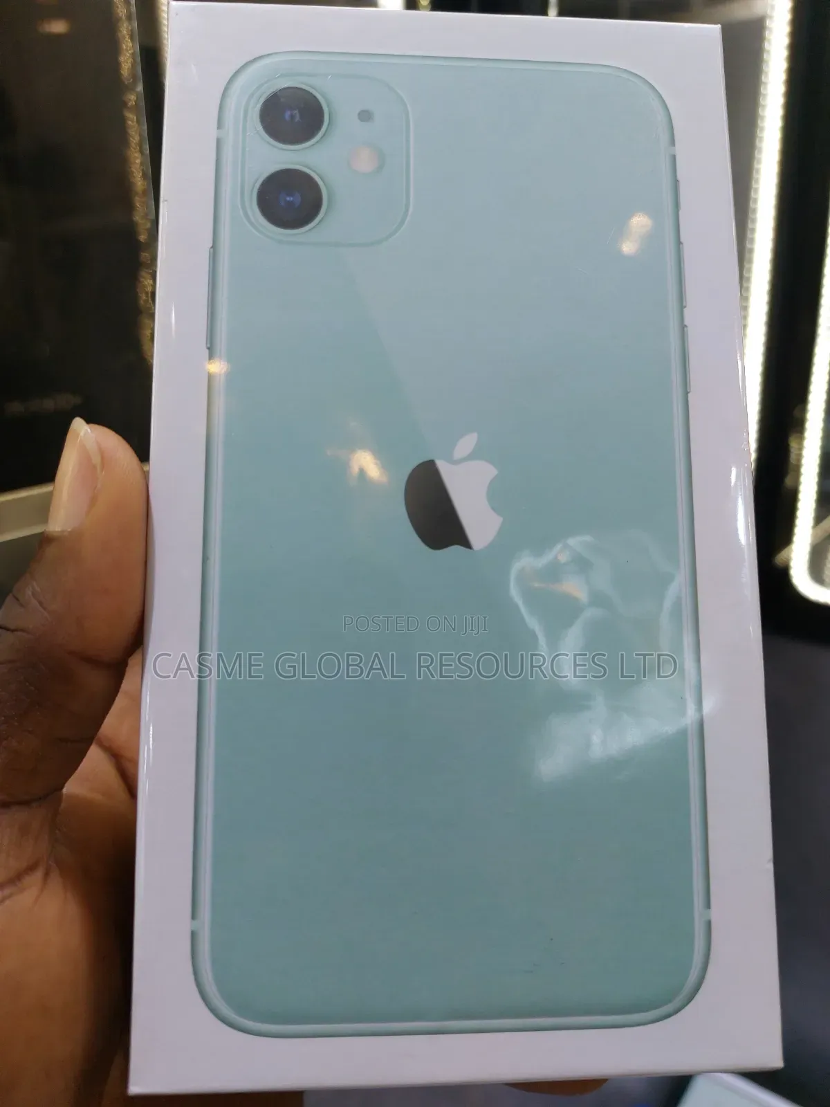 New Apple iPhone 11 64 GB Green