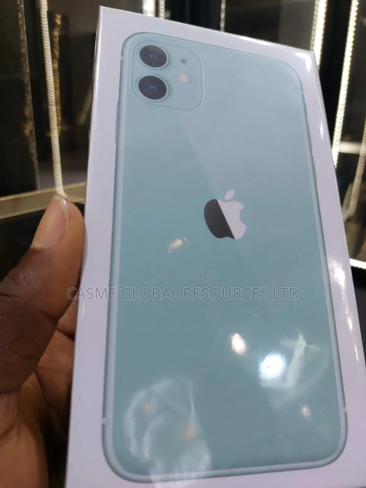 New Apple iPhone 11 64 GB Green