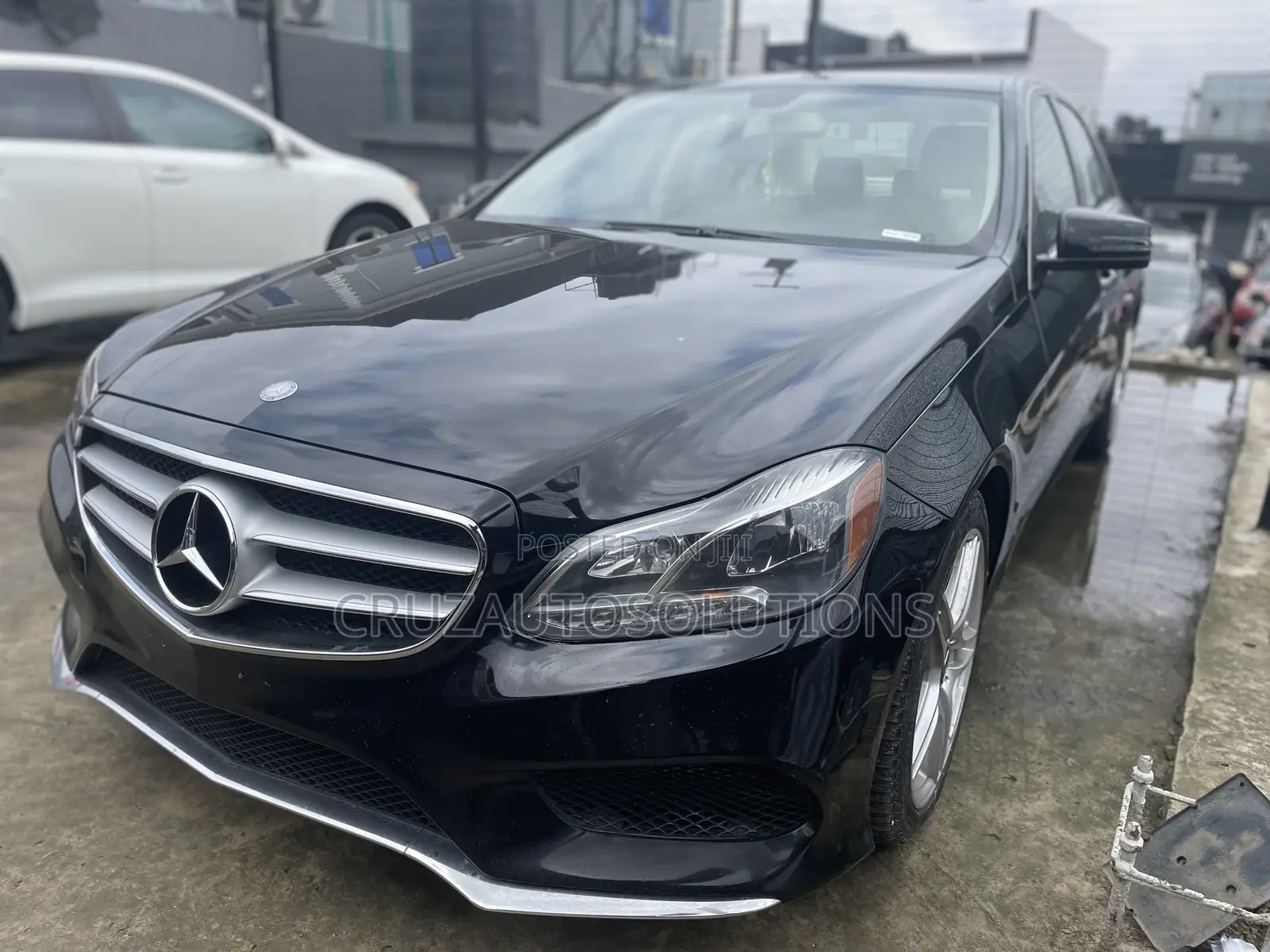 Mercedes-Benz E350 2013 Black