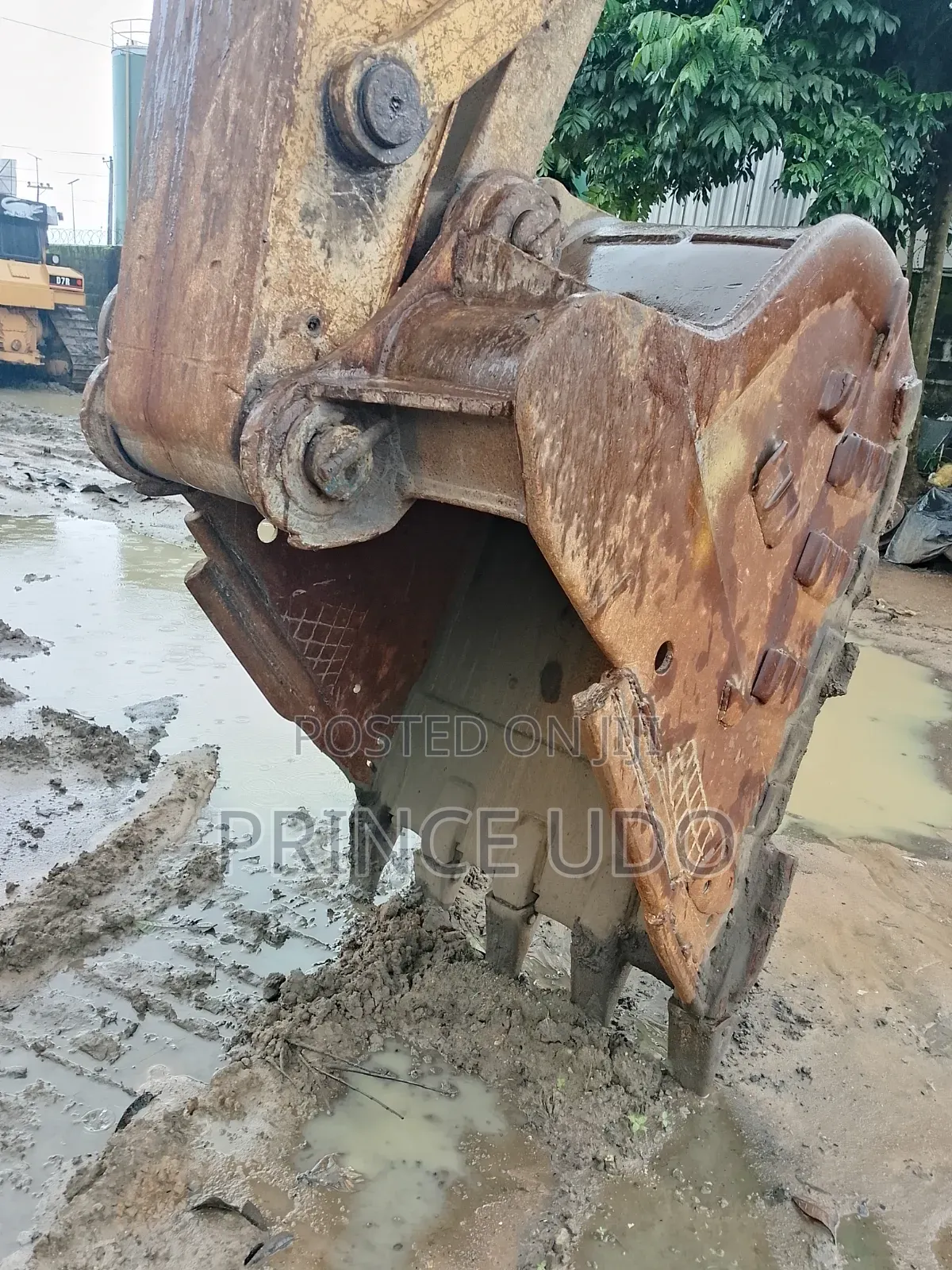 Direct Belgium 325CL Excavator for Sale