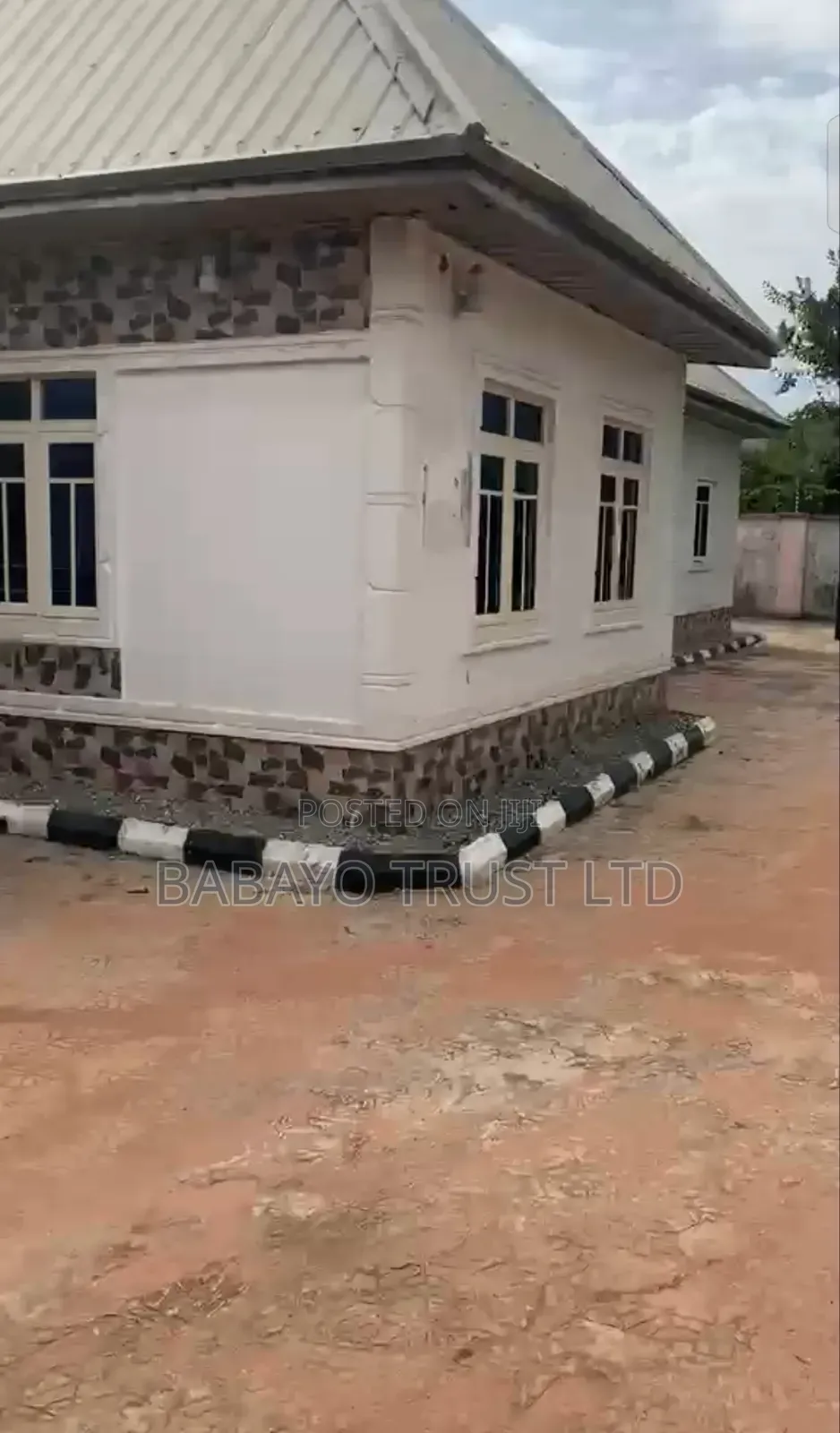 3bdrm Bungalow in Benin City for sale