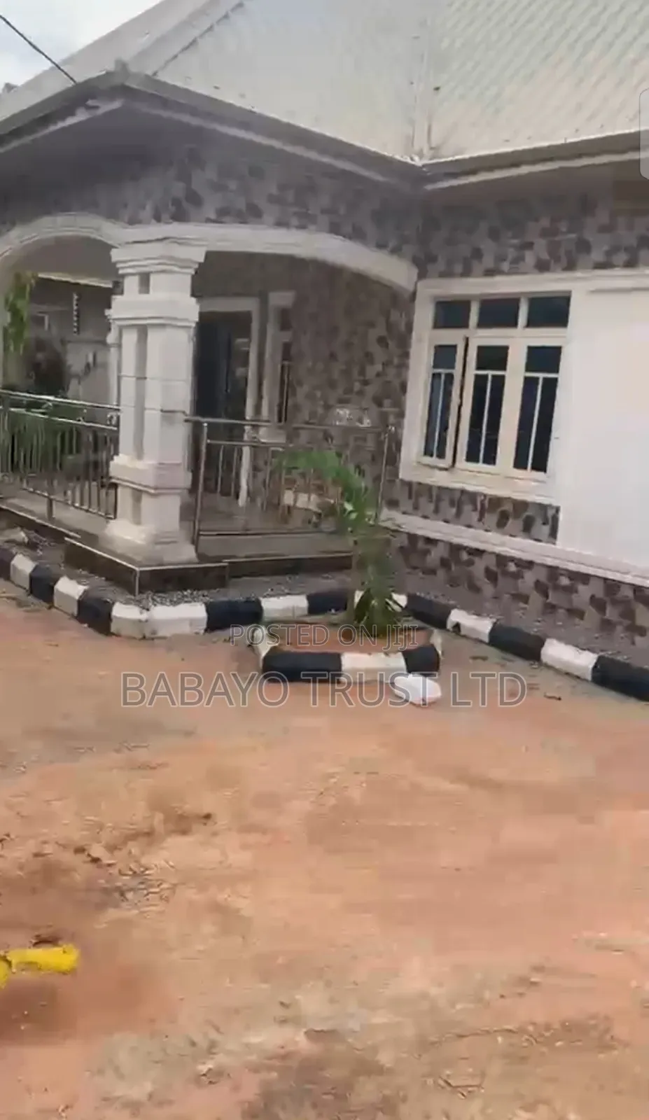 3bdrm Bungalow in Benin City for sale