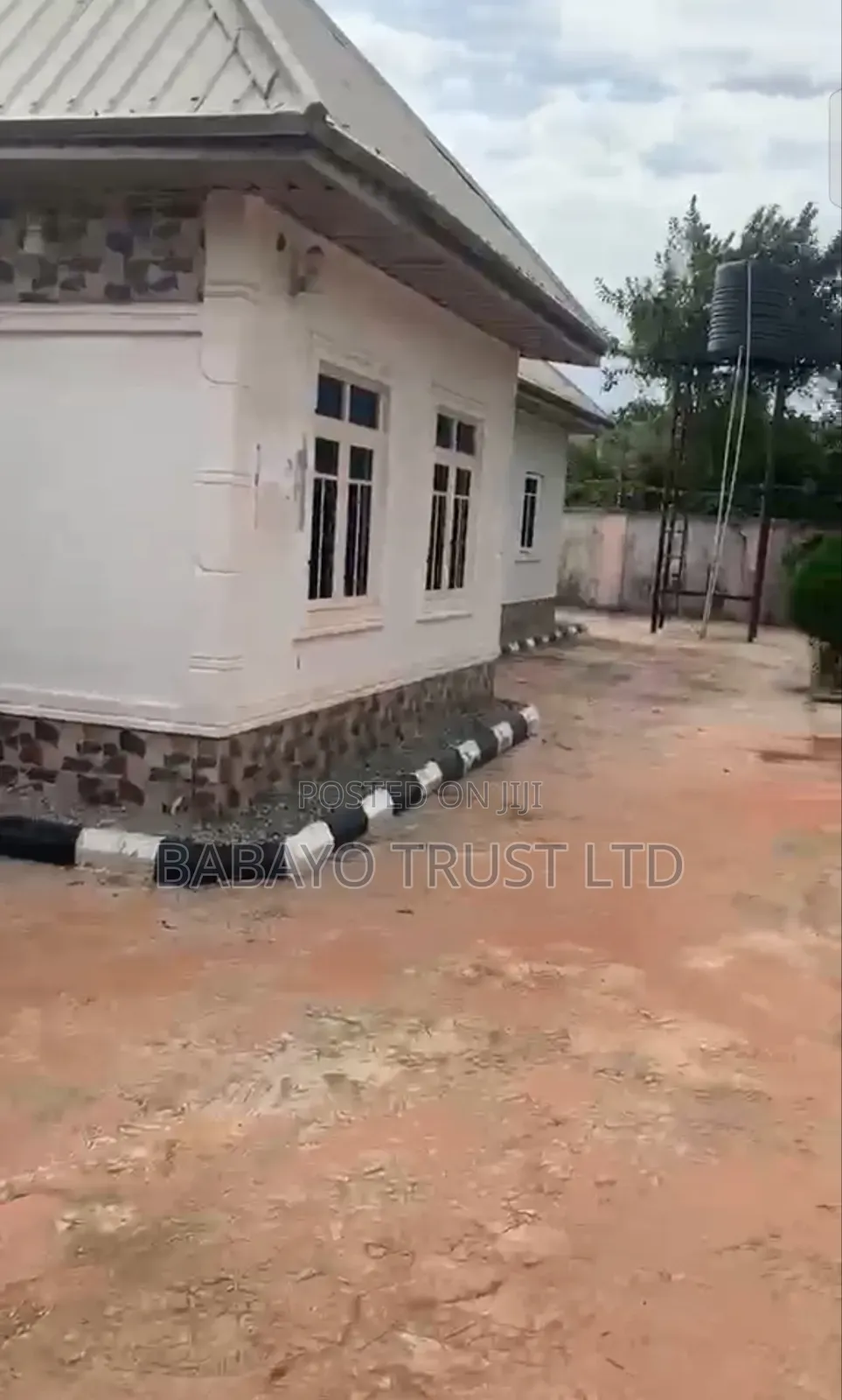 3bdrm Bungalow in Benin City for sale