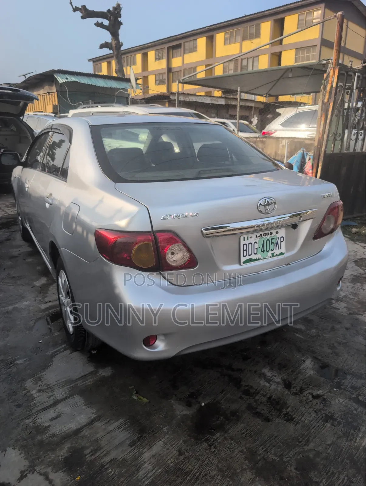 Toyota Corolla 2010 Silver