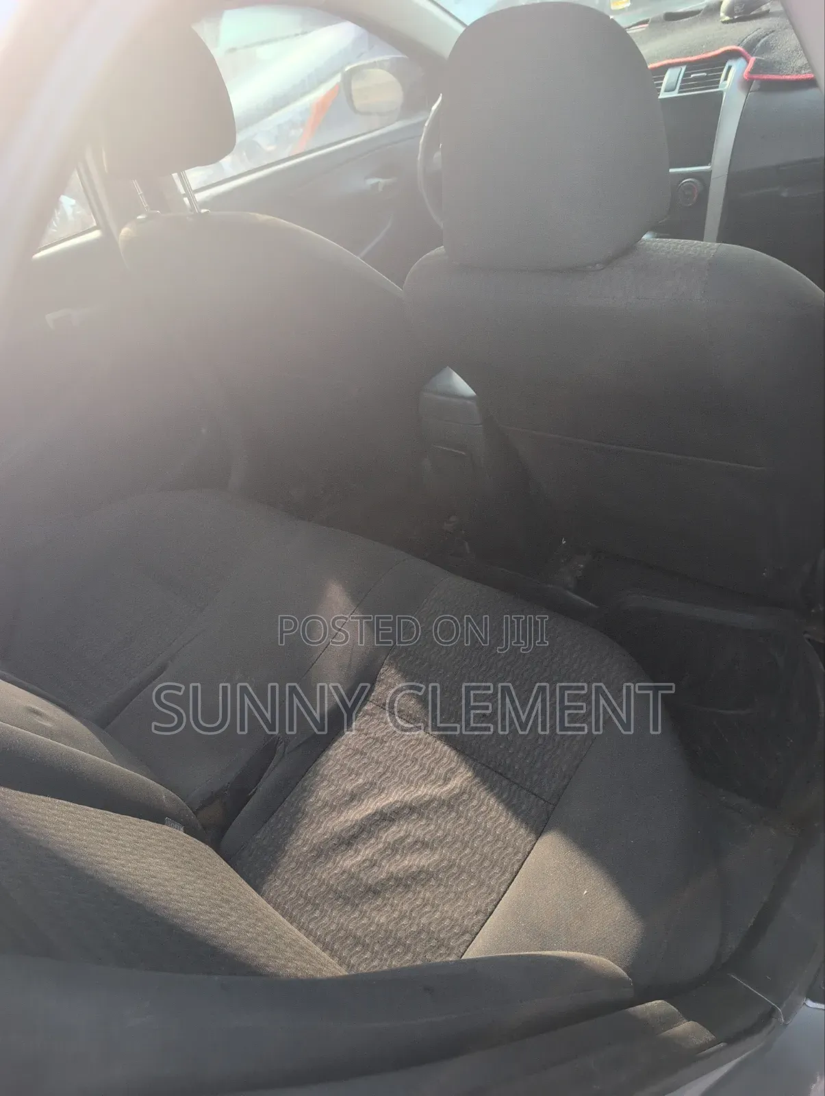 Toyota Corolla 2010 Silver