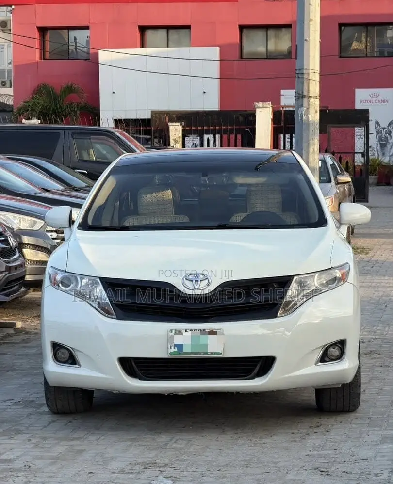 Toyota Venza 2010 White