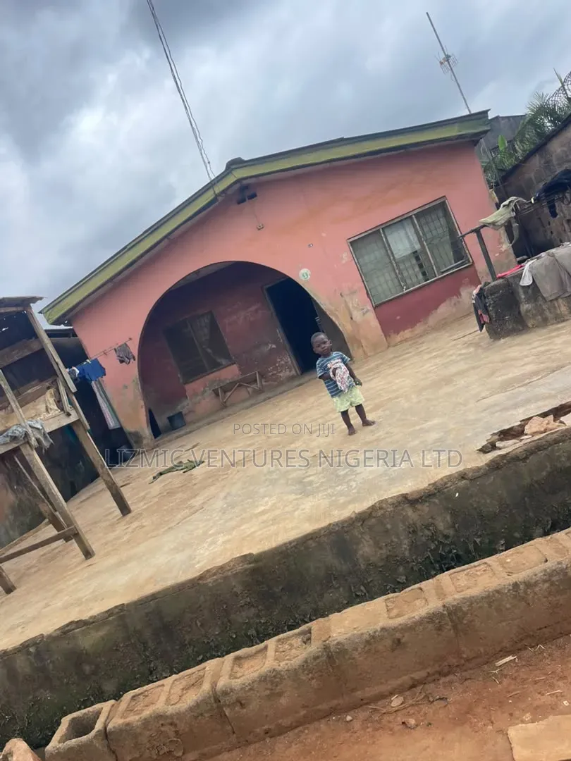 Furnished 2bdrm Bungalow in Isuti, Igando / Ikotun/Igando for sale
