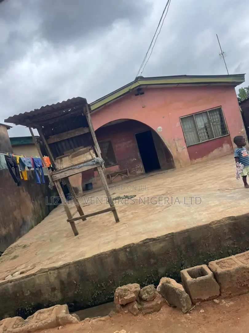 Furnished 2bdrm Bungalow in Isuti, Igando / Ikotun/Igando for sale