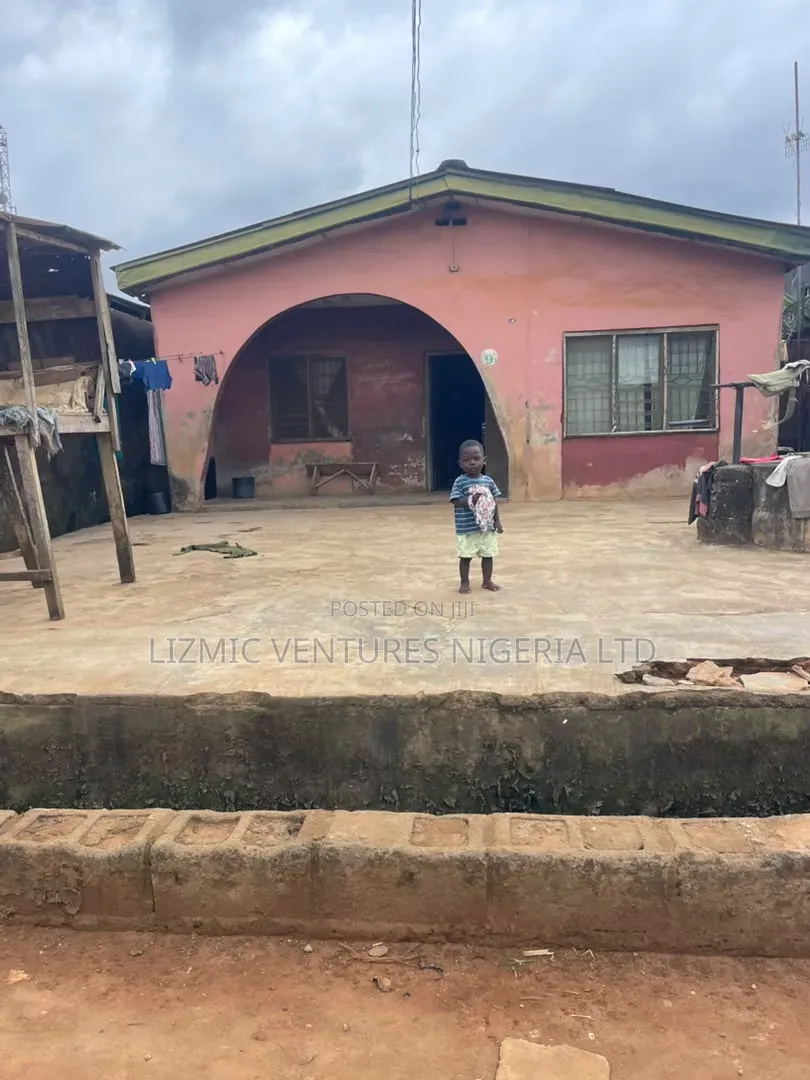 Furnished 2bdrm Bungalow in Isuti, Igando / Ikotun/Igando for sale