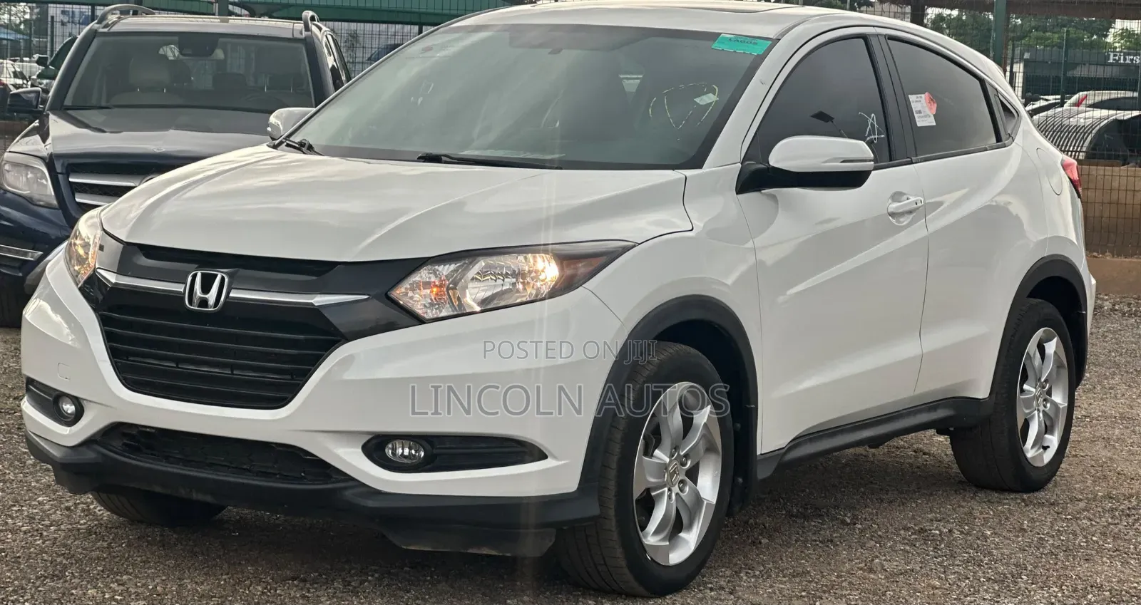 Honda HR-V 4dr SUV (1.5L 4cyl CVT) 2016 White