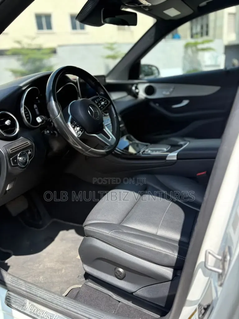 Mercedes-Benz GLC-Class 2022 White