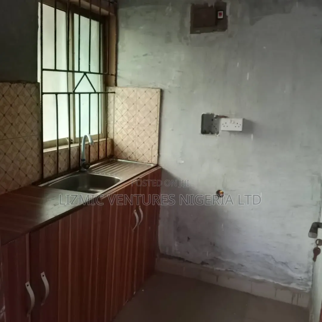 Furnished Mini Flat in Agric Rd, Igando / Ikotun/Igando for rent
