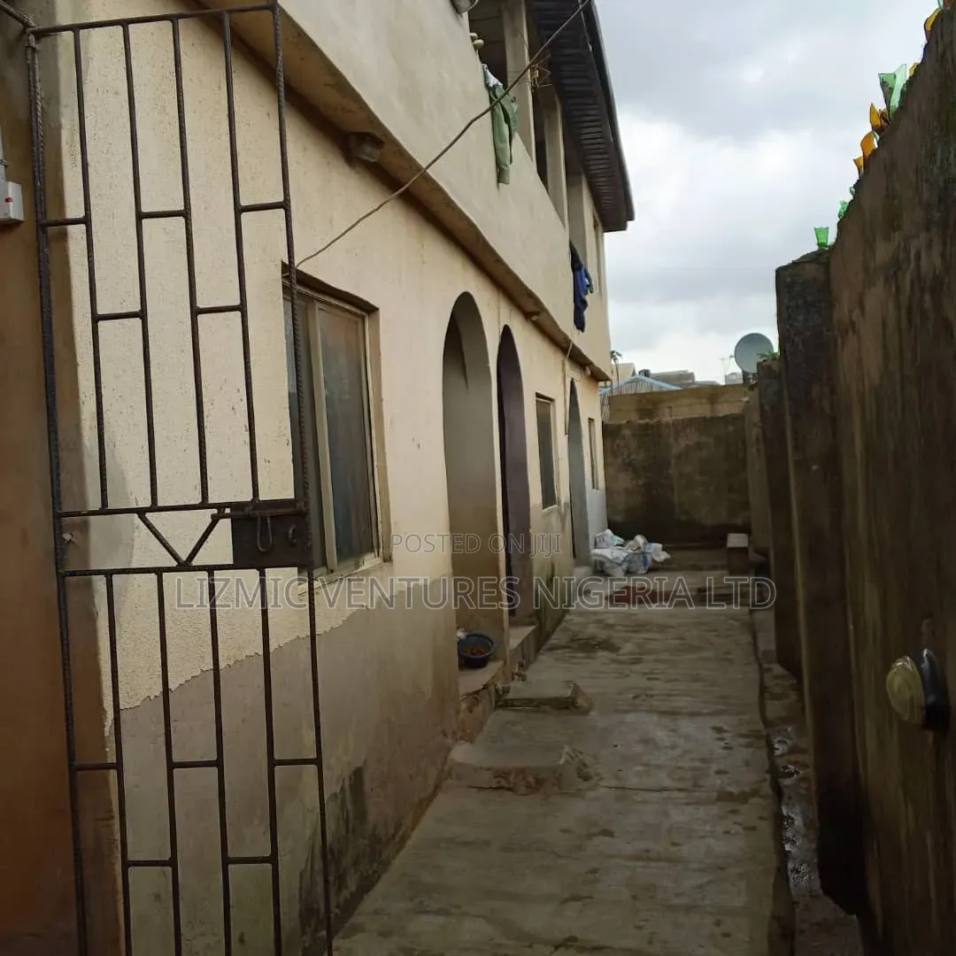 Furnished Mini Flat in Agric Rd, Igando / Ikotun/Igando for rent