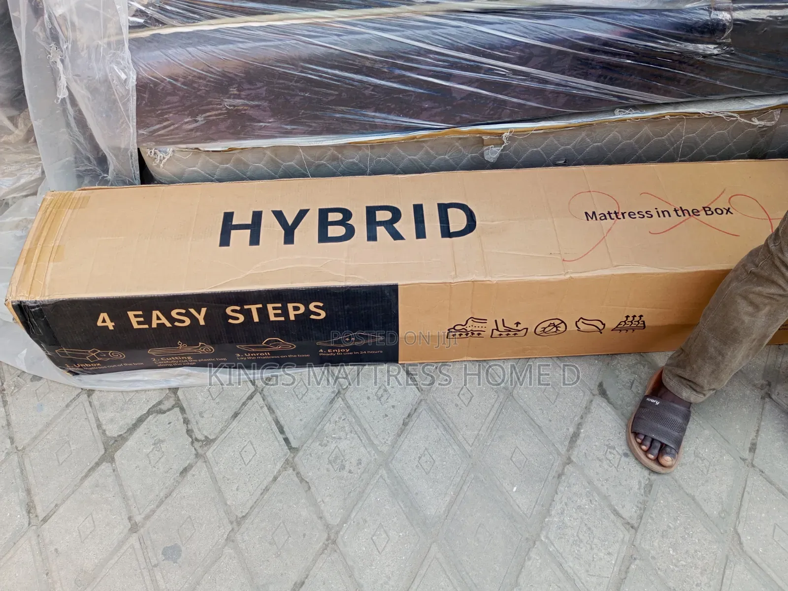 Mattress in Compass for Home Use and Hotel Apartment
