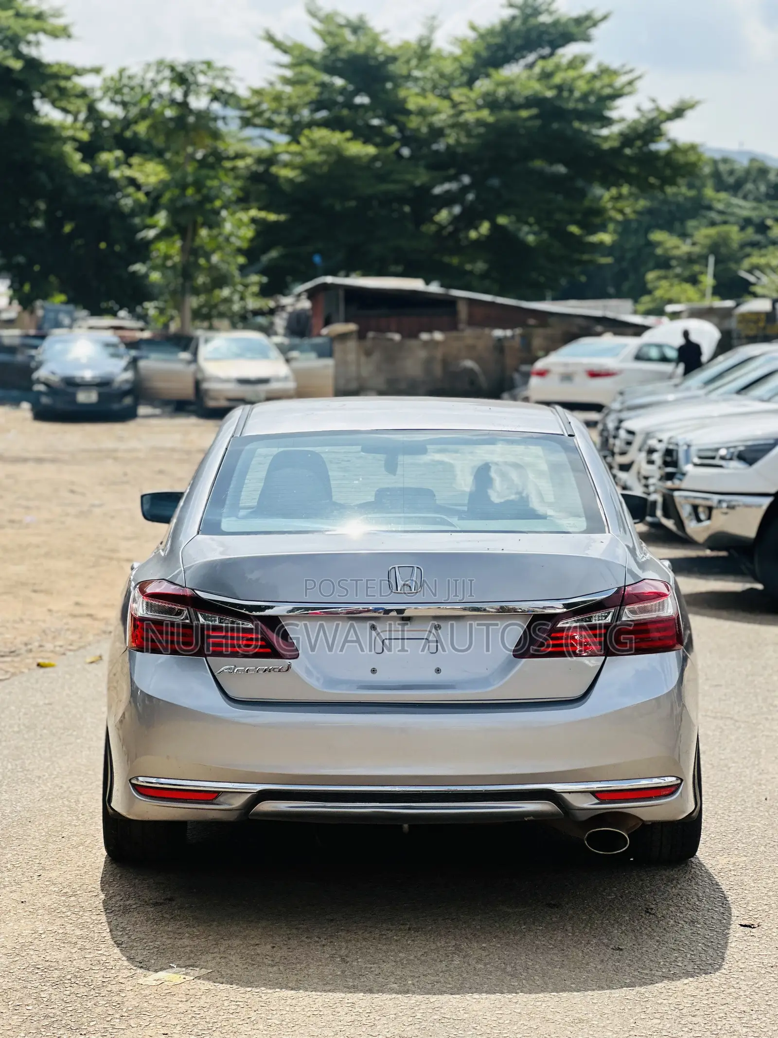 Honda Accord EX 4dr Sedan FWD (2.4L 4cyl 2A) 2016 Silver