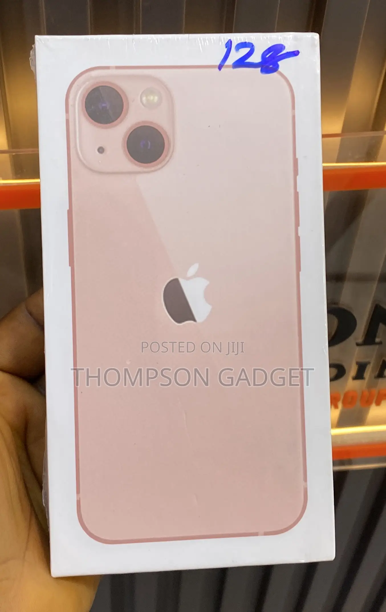 New Apple iPhone 13 128 GB Pink